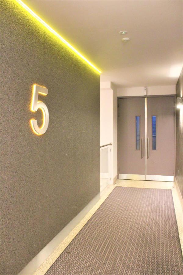 Mysquare Penthouse In Old Street Near Angel London